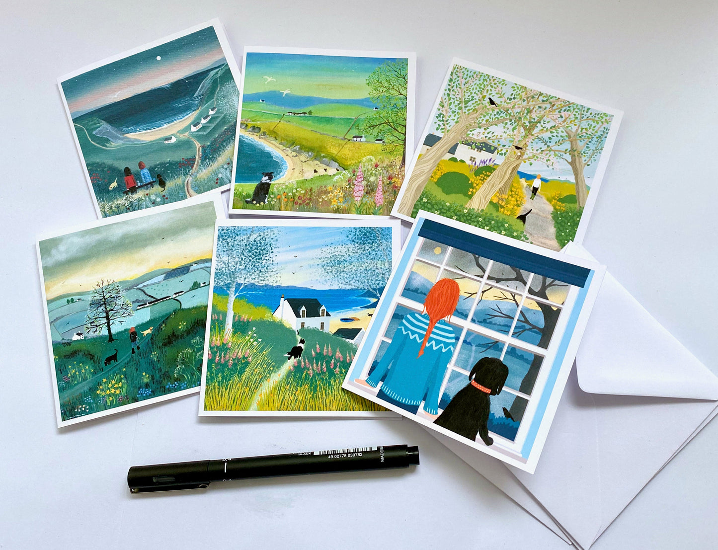 Pretty notelets featuring dogs. Pack of Six small cards and envelopes for sending little hand written messages. Thank You cards. Note cards.
